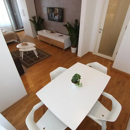 Apartmán Evergreen - In To Relax And Enjoy, Parking 5 Eur Per Day *