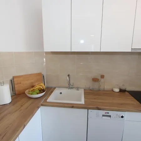 Apartment Evergreen - In To Relax And Enjoy, Parking 5 Eur Per Day Belgrad